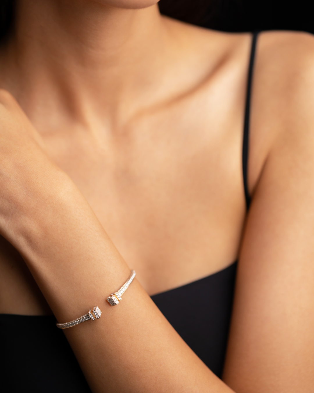 Serif Diamond Open Bracelet